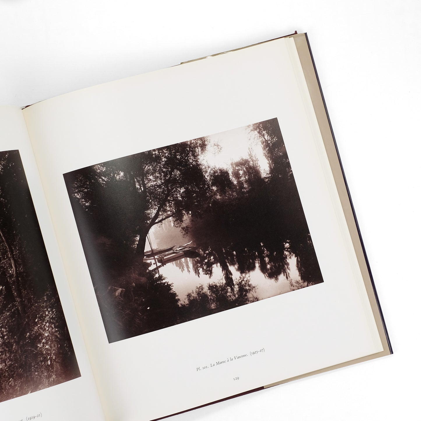 ATGET, Eugène; John Szarkowski and Maria Morris Hambourg, text