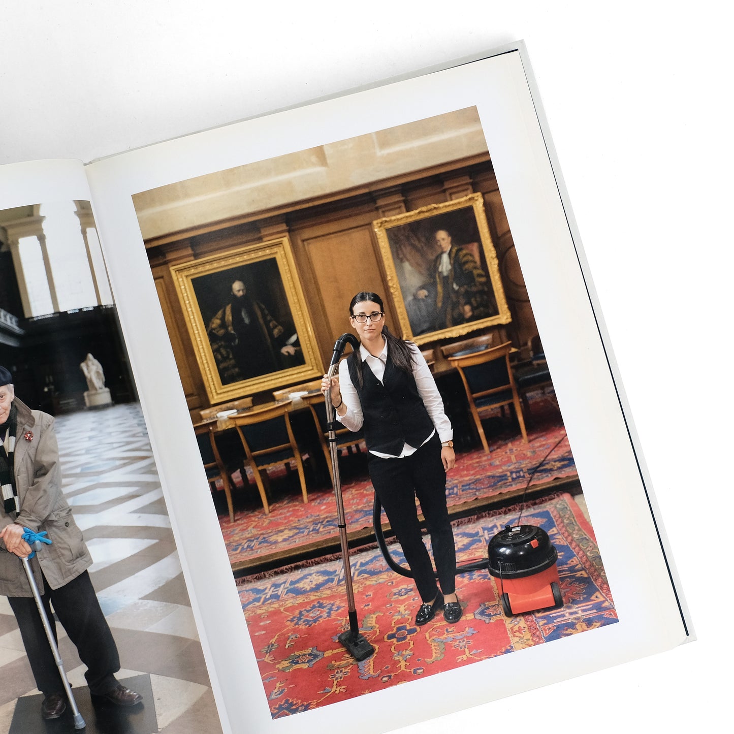 PARR, Martin; Simon Winchester, afterword